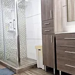 - Sea View Адехе
