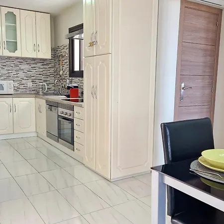 - Sea View Apartamento *