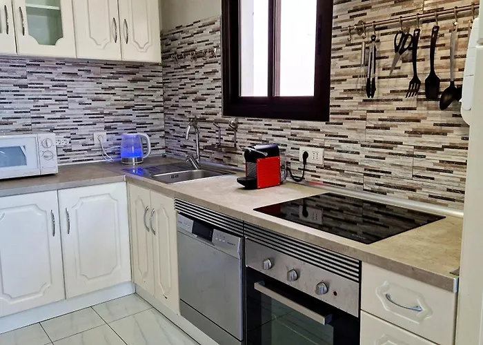 - Sea View * Costa Adeje (Tenerife)