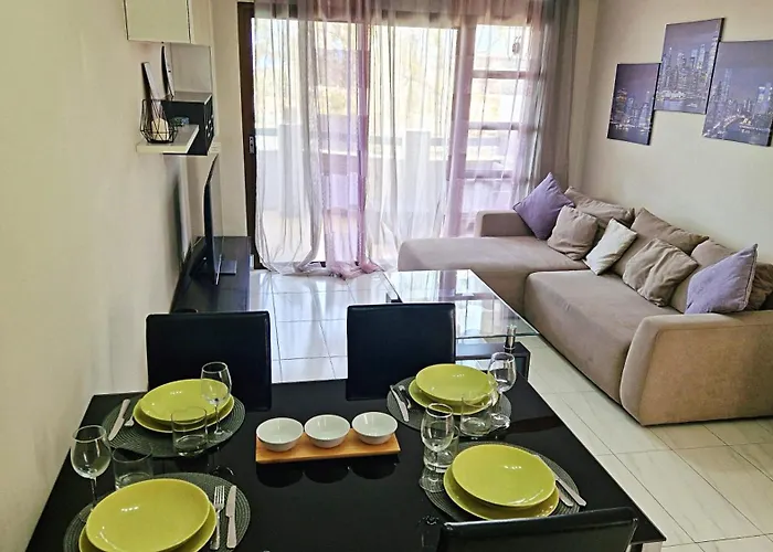 - Sea View Apartman Costa Adeje (Tenerife)